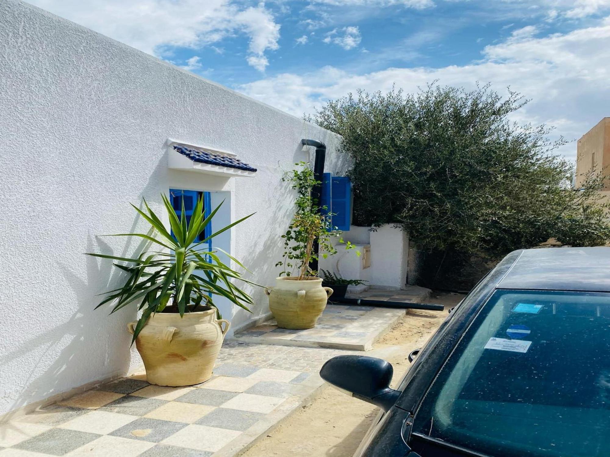 Apartamento Le Refuge Djerbien Houmt El Souk Exterior foto